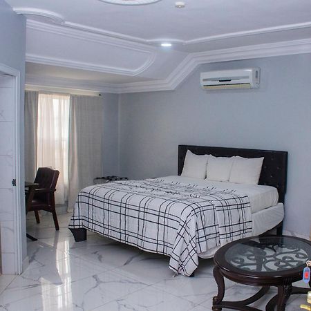 Adonai Hotel Tema Εξωτερικό φωτογραφία