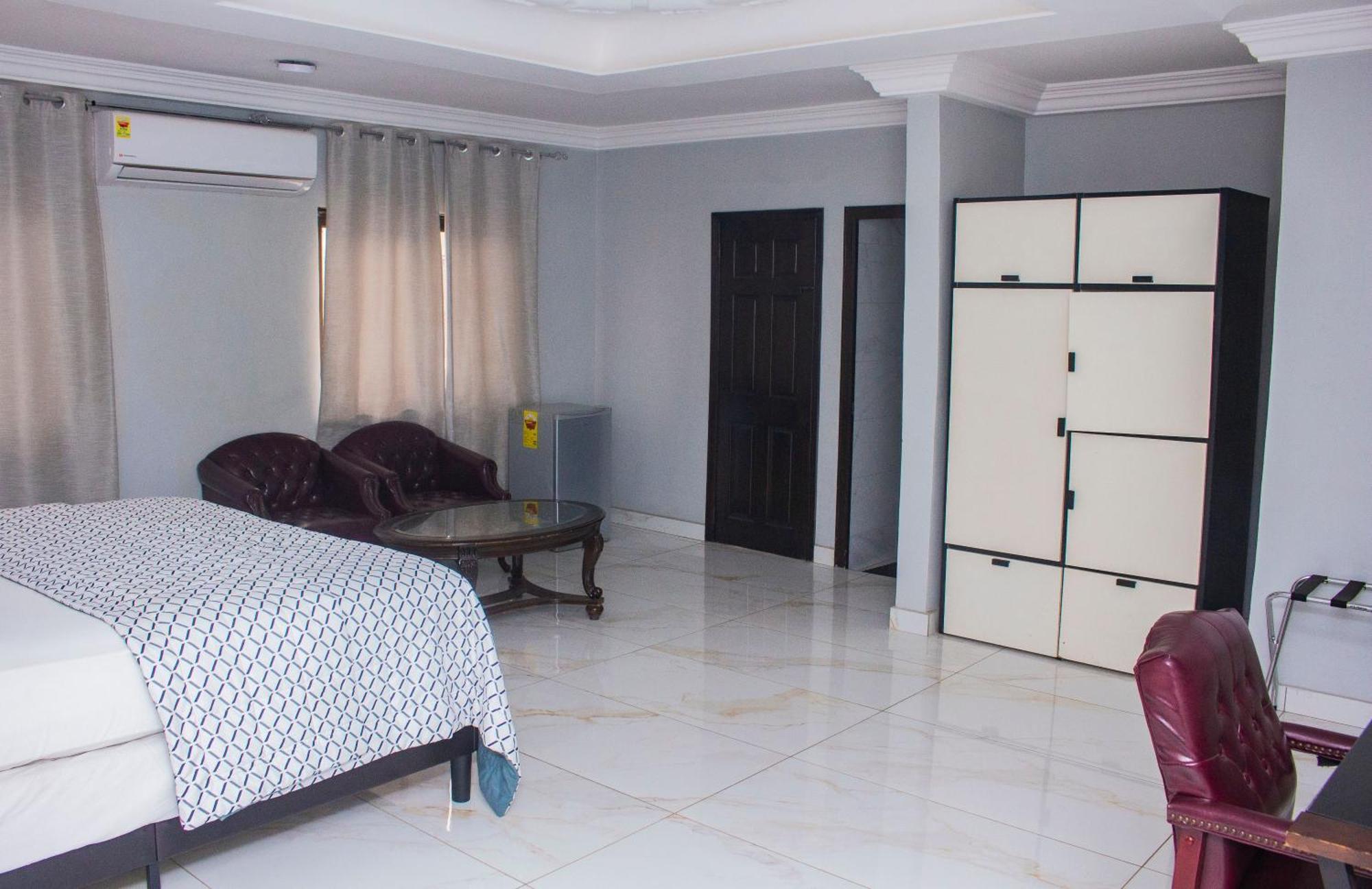 Adonai Hotel Tema Εξωτερικό φωτογραφία